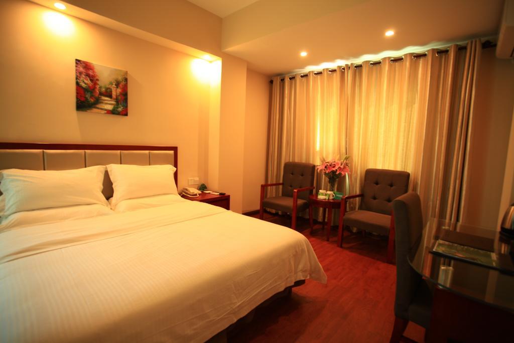 Greentree Inn Sanya He Ping Street Hotel Pokój zdjęcie